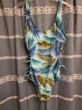 SandFlower Tropical pattern, one piece bathing suit, Size: Large NWOT